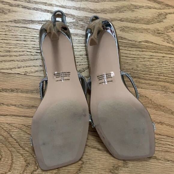 NWOT STEVE MADDEN GRACEY‎ RHINESTONE SANDALS SIZE 9M - Picture 4 of 6